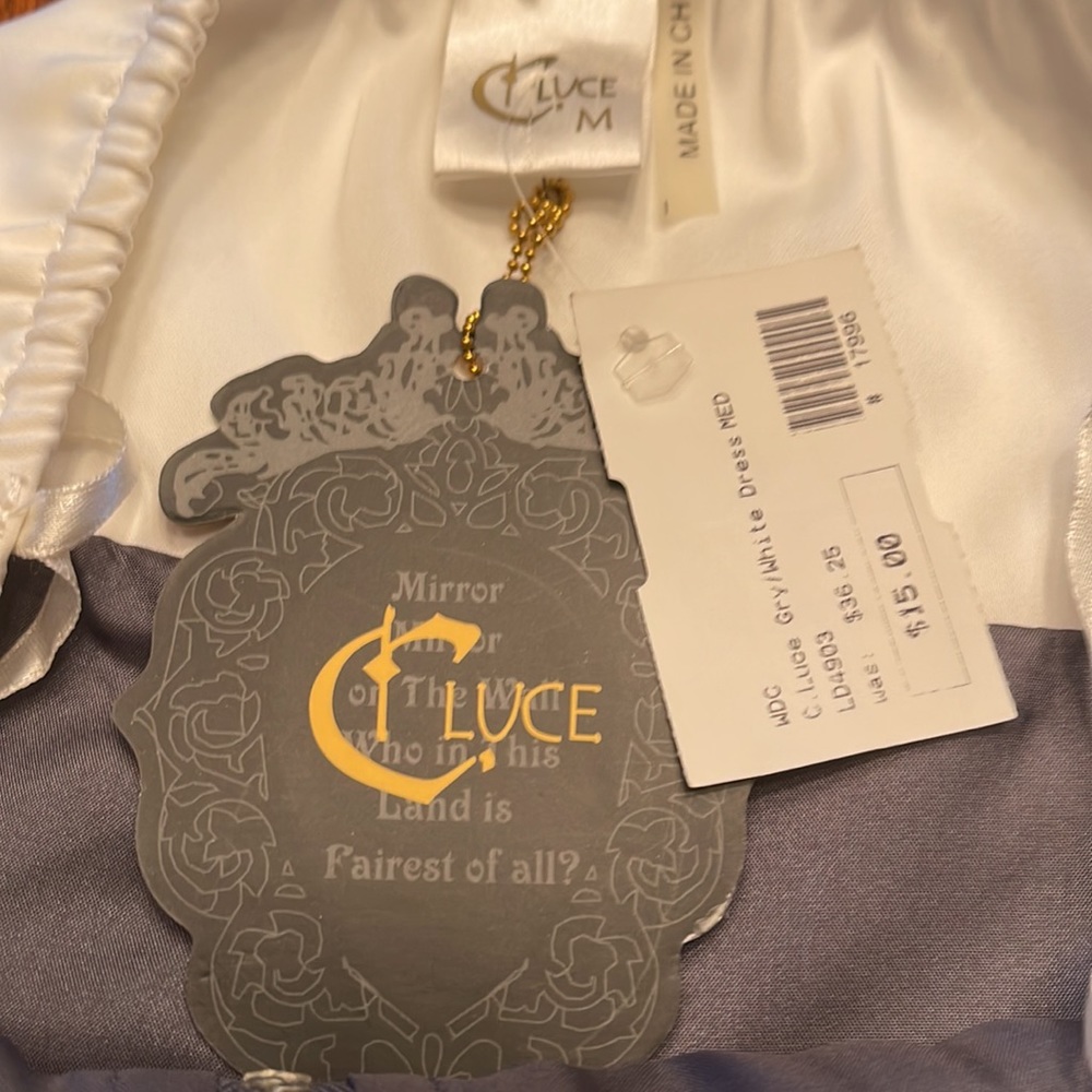 Cute strapless colorblock grey and white mini with the zipper!!  Size M, junior - Picture 3 of 9